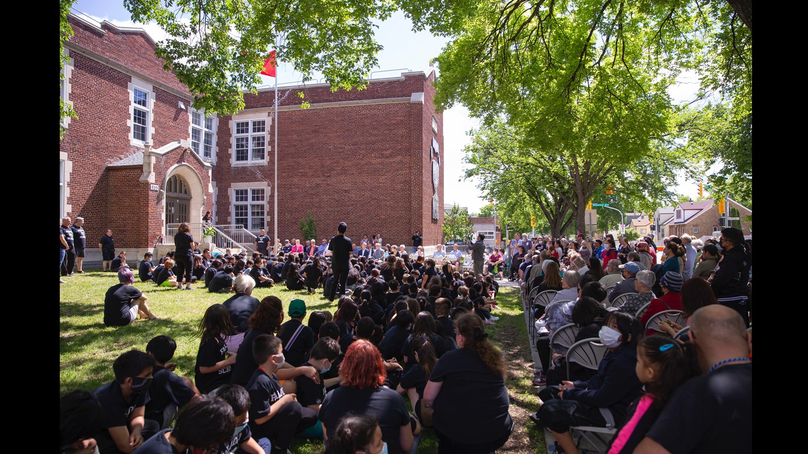 On a day that seemed to highlight all of Winnipeg’s many weather moods, the anniversary festivities were blessed with sunny skies. A large crowd amassed on Parr Street, which had been temporarily closed for the anniversary.